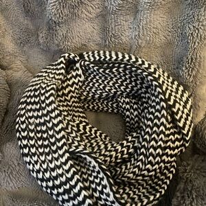 Merona Black and White Knit Infinity Scarf